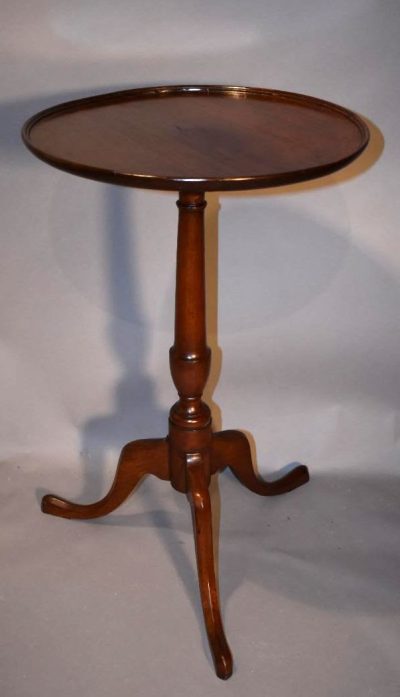 American chippendale candle stand