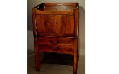 Mahogany George III Commode In the Chippendale Style