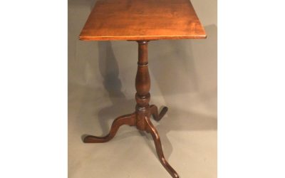 New England Candlestand