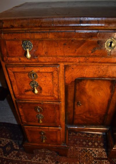 walnut kneehole dressing table side