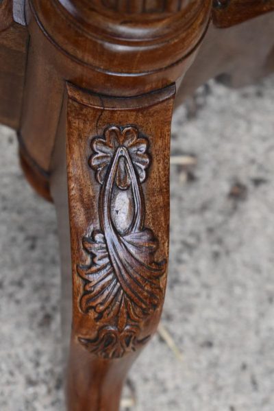 Georgian mahogany kettle stand 
