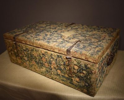 box or storage casket with an embroidered unicorn